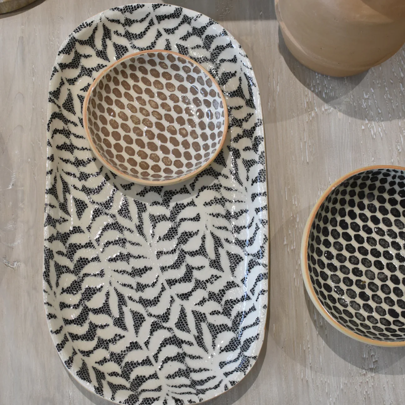 Black Small Fish Platter - Image 2