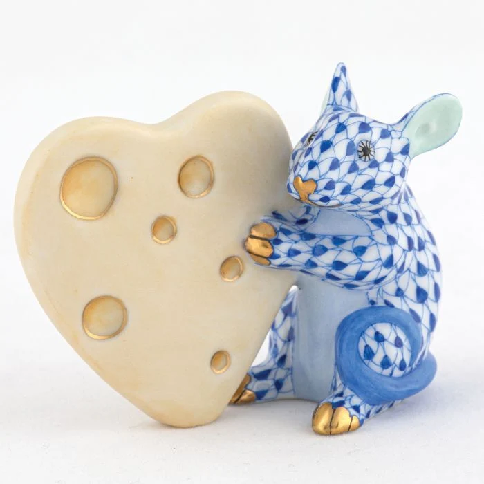 Mouse With Heart Cheese