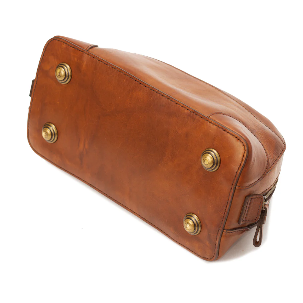 Heritage Leather Stateroom Wash Bag - Image 15