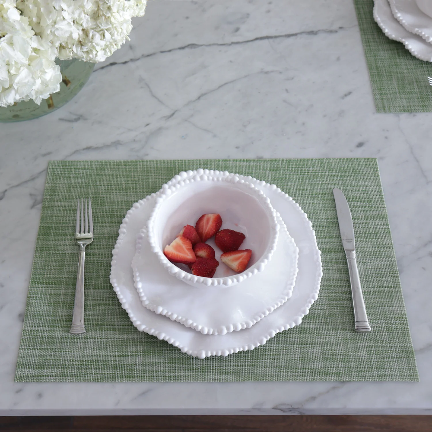 VIDA Rectangular Woven Placemats Set of 4 (Green)